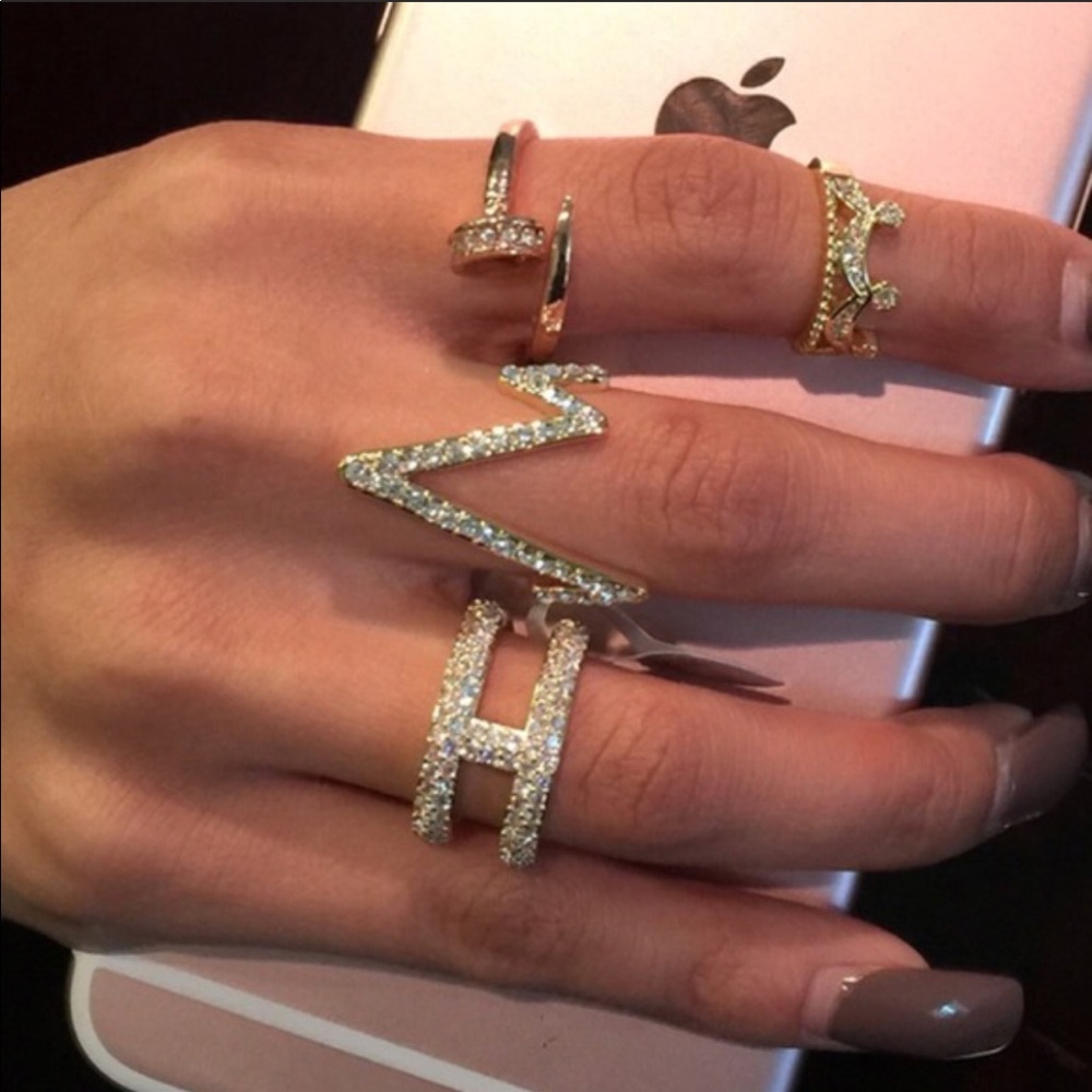 Tiara Midi Ring 👑 - Picture 3 of 3